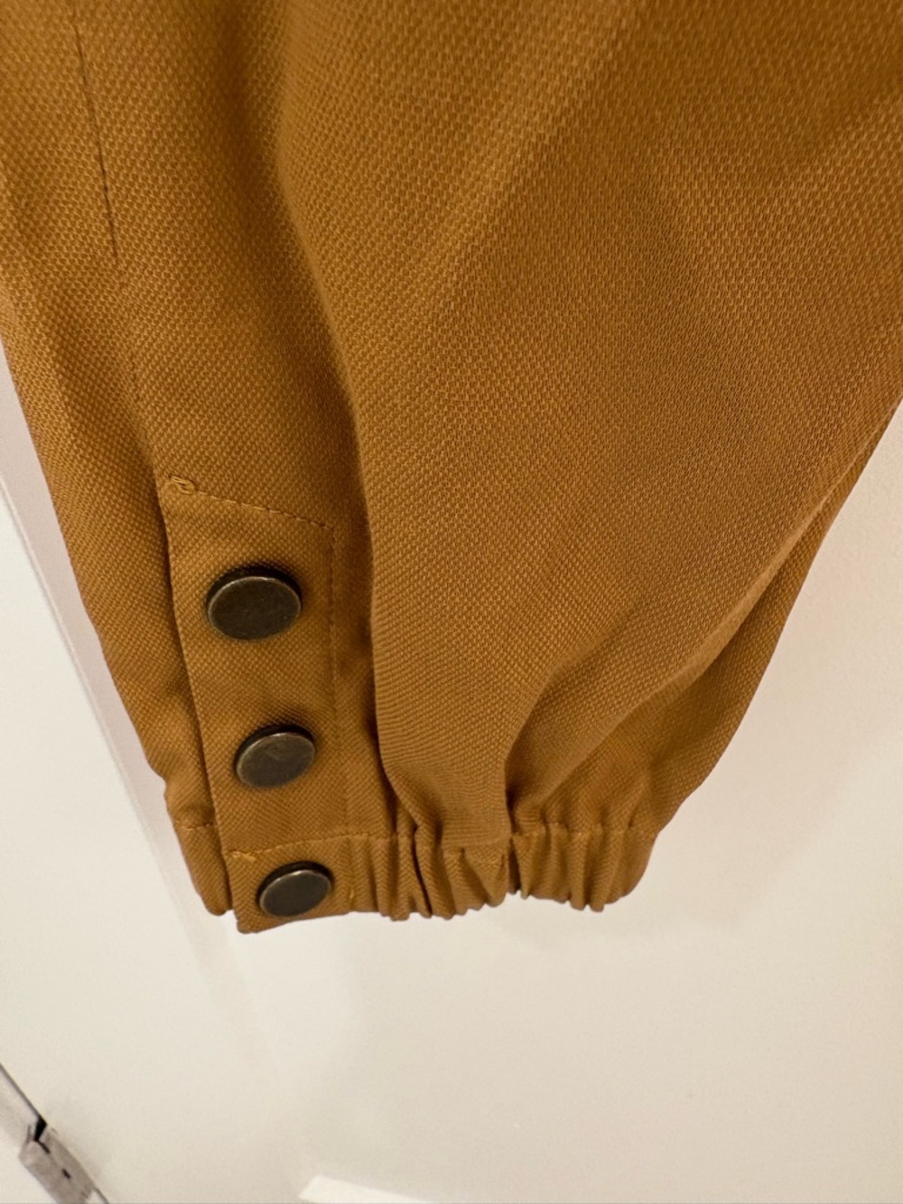 Veronica Beard Manisha Utility Joggers in Dune Size 0 - Picture 10 of 16